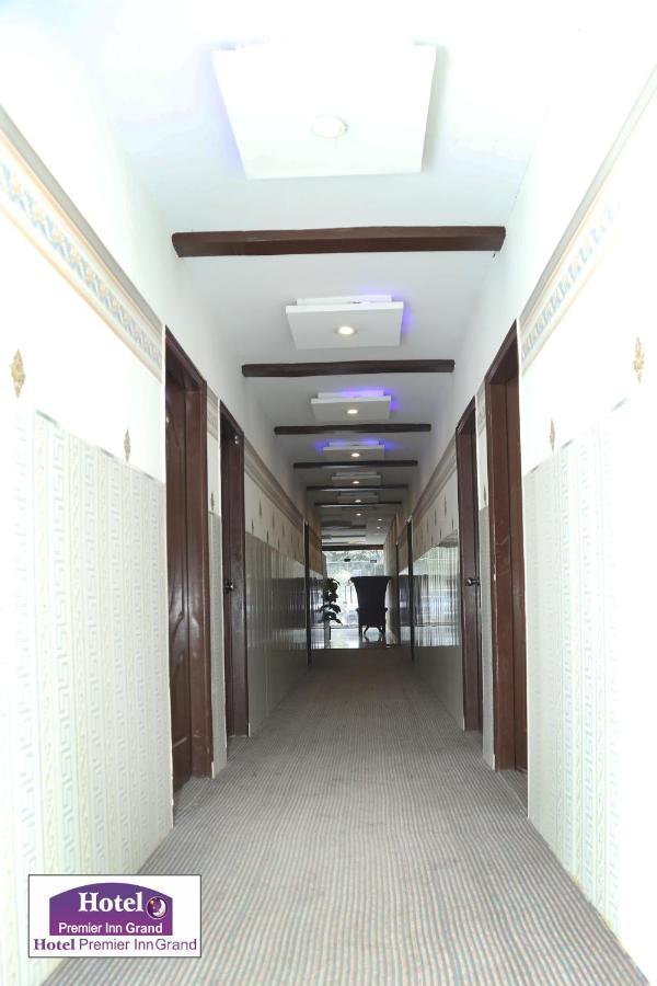 Premier Inn Johar Town Lahor Kültér fotó