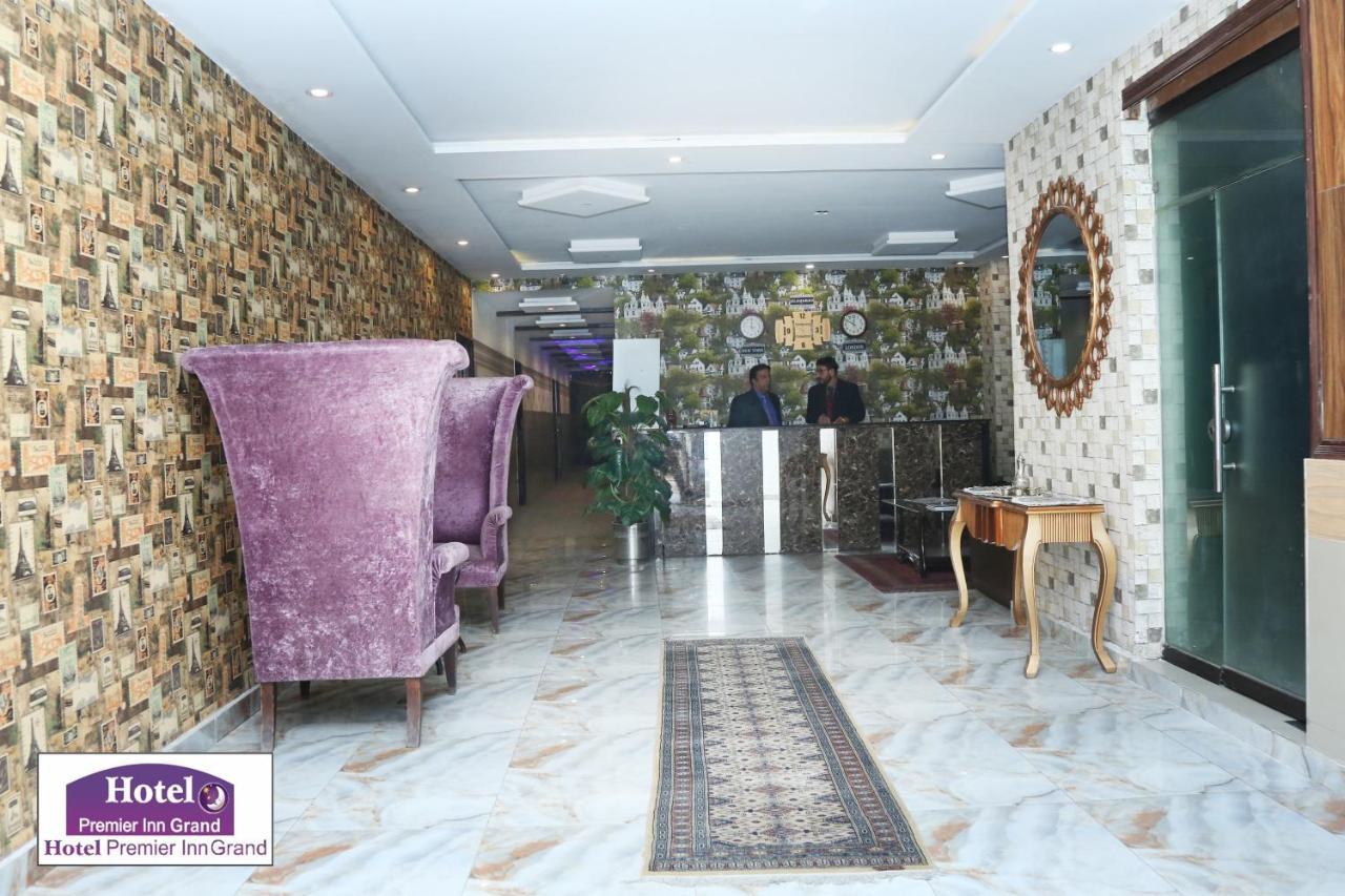 Premier Inn Johar Town Lahor Kültér fotó
