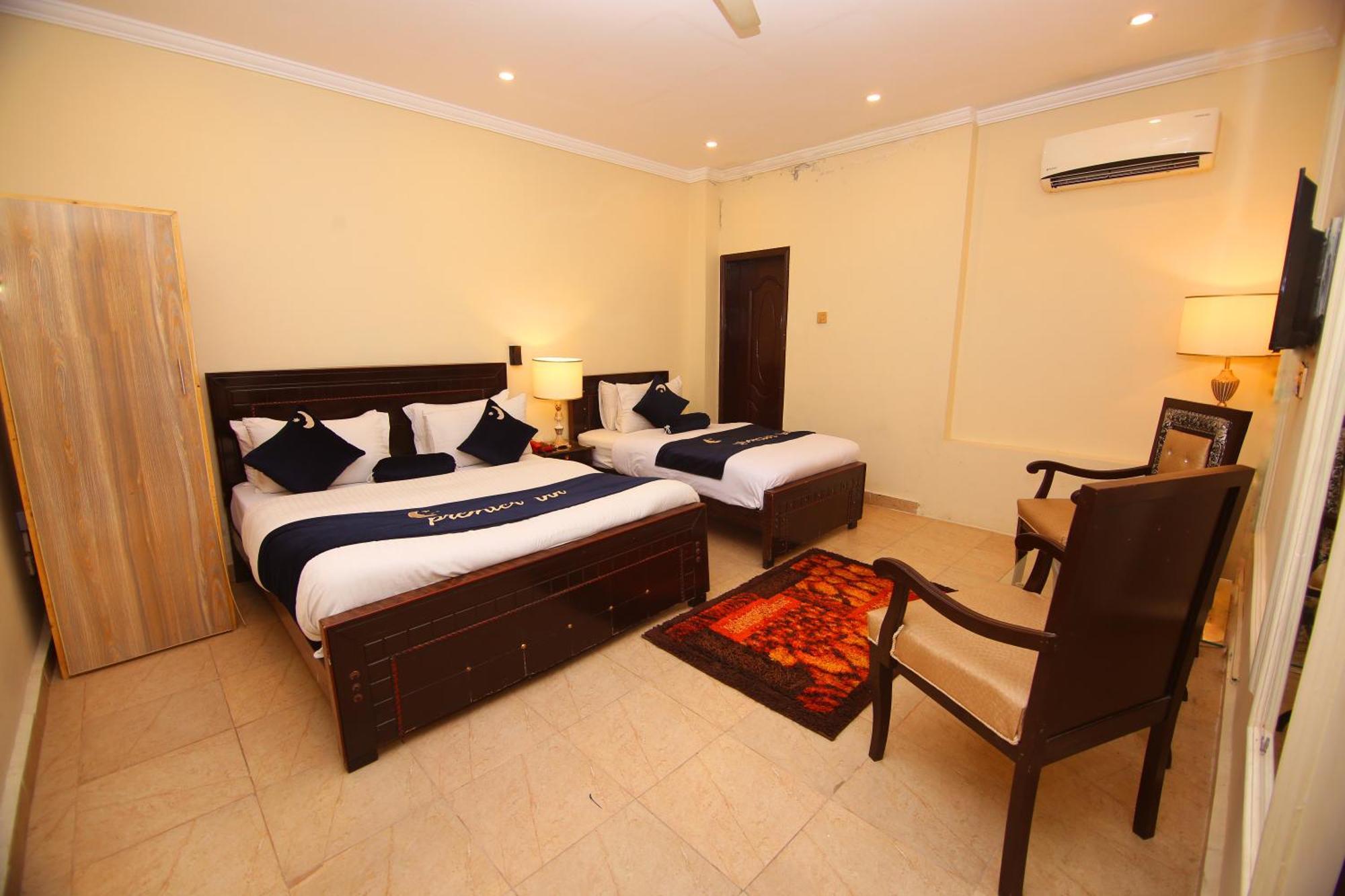 Premier Inn Johar Town Lahor Kültér fotó