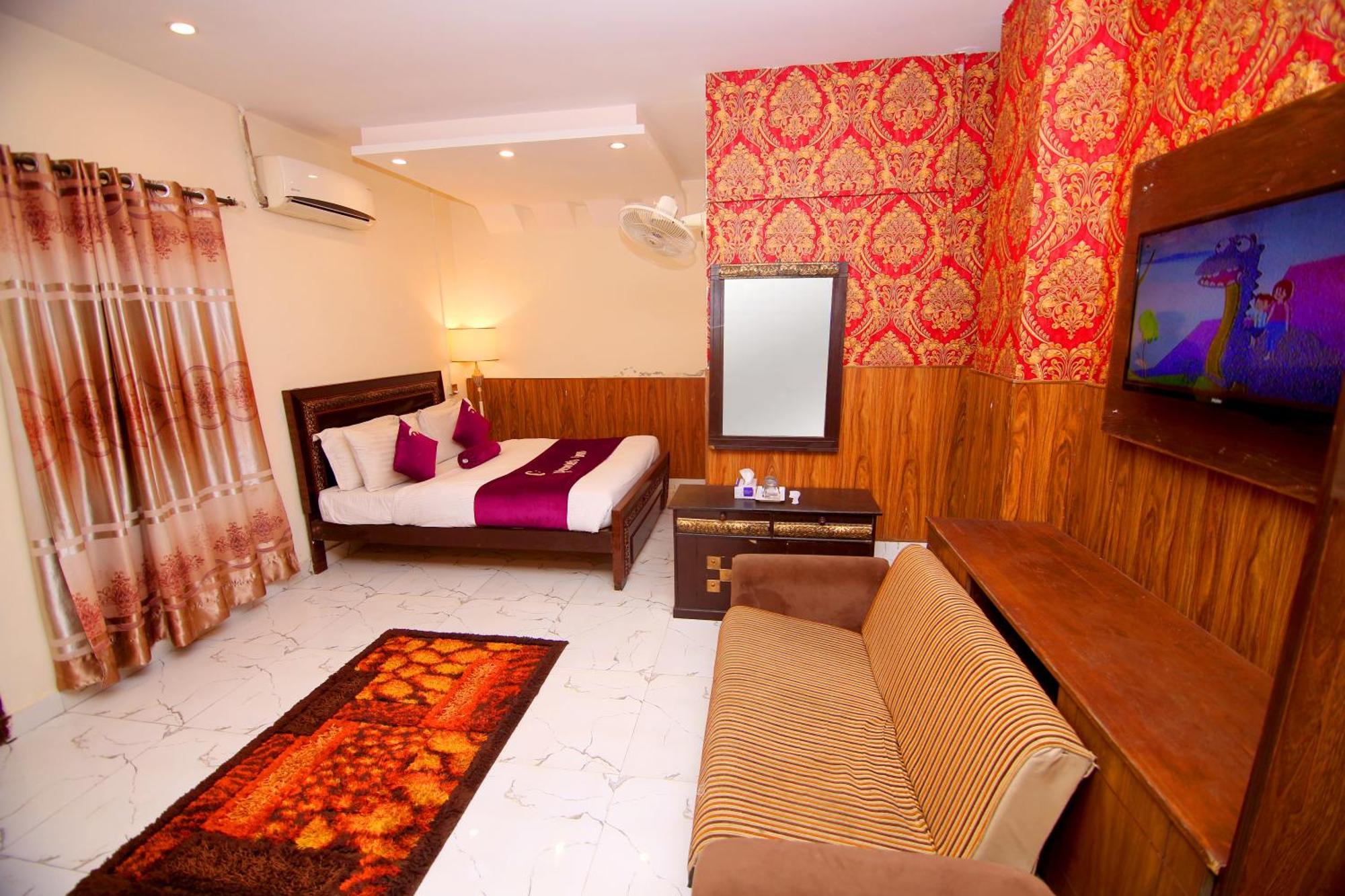 Premier Inn Johar Town Lahor Kültér fotó